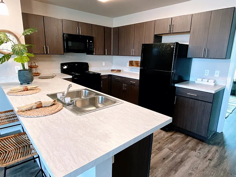 Apex Villas — Photo 9