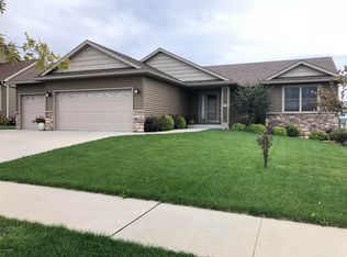 4598 Arctic Fox Rd NW, Rochester, MN 55901