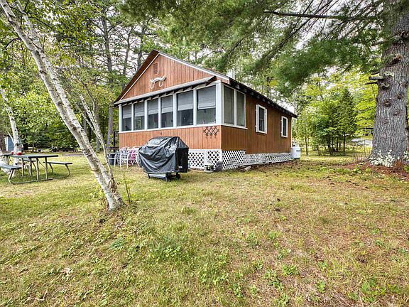 3rd image of 463 Huckins Road