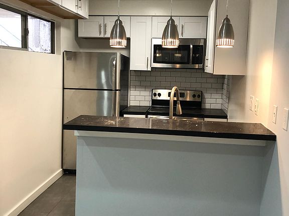 3rd image of 2434 5th St APT 106