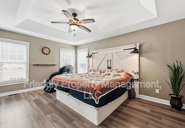 2714 Colton Dr — Photo 12