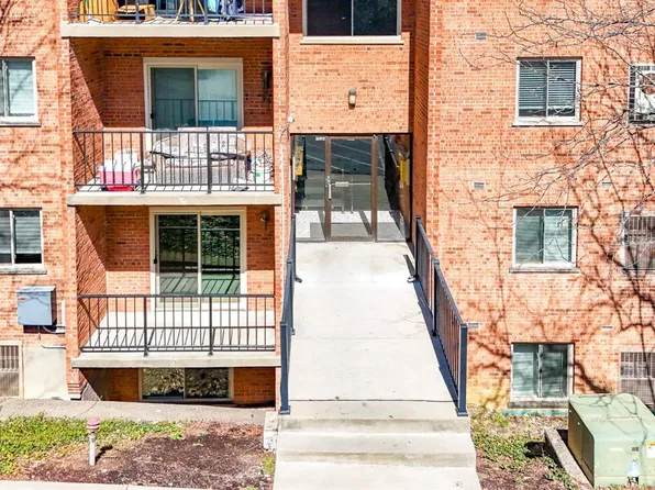 521 Martin Luther King Dr W APT A8, Cincinnati, OH 45220