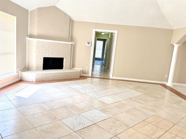 4122 Baynard Dr