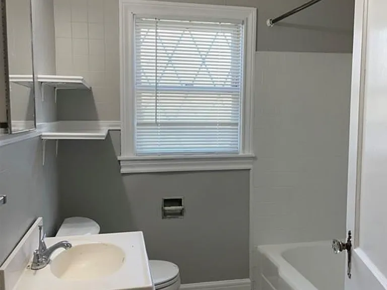 332 Rosebud Ave — Photo 6