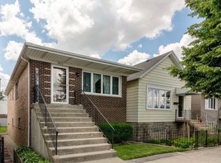 2813 S Eleanor St, Chicago, IL 60608