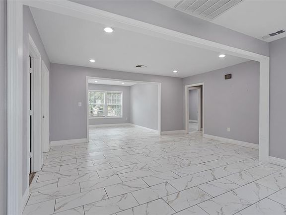 4th image of 1221 Sunset Drive