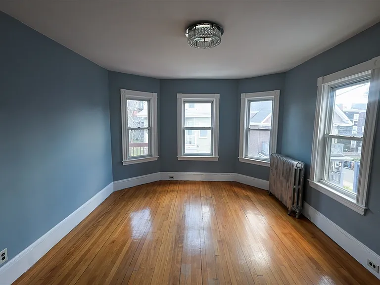 7 Gayland St #2 — Photo 4