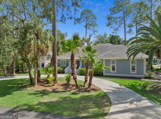 400 Vassar Point Dr, Saint Simons Island, GA 31522
