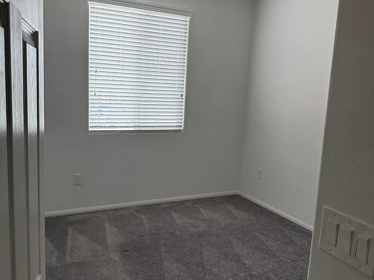 885 Almandine Pl — Photo 19