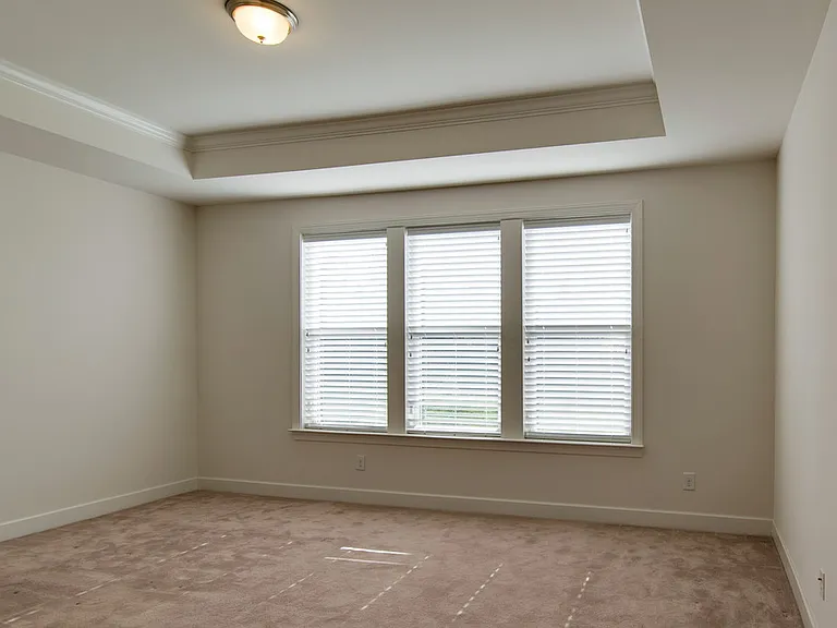1205 Cressy Ln — Photo 14
