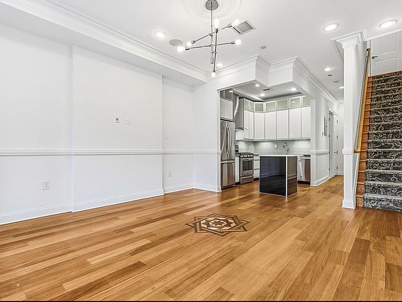 3rd image of 312 W 138th St #2