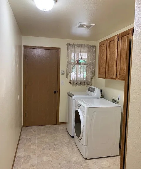 18525 Woodside Dr SE — Photo 8