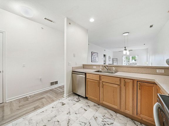 5th image of 33120 N Village Loop Unit 2105