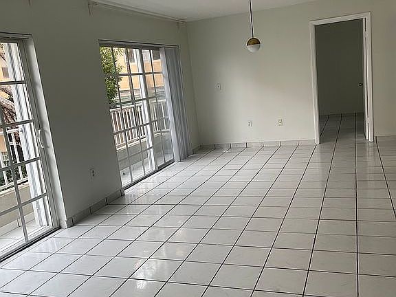 2nd image of 2600 Collins Ave APT 202