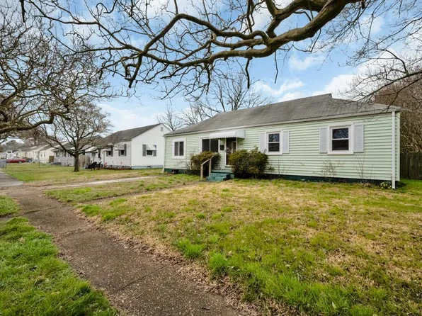 3529 Thurston St, Norfolk, VA 23513
