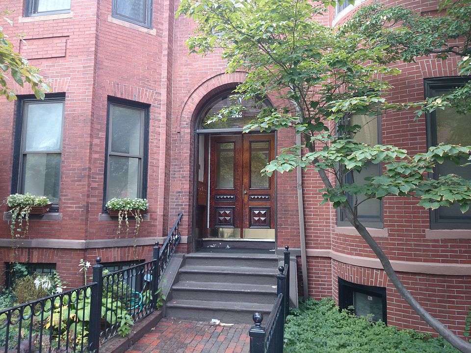 2nd image of 242 W Newton St APT 3