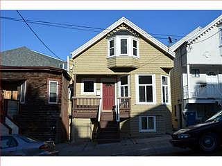 2nd image of 315 Wellington Ave