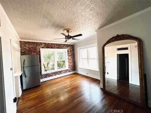 325 W 3rd St Unit 210, Long Beach, CA 90802