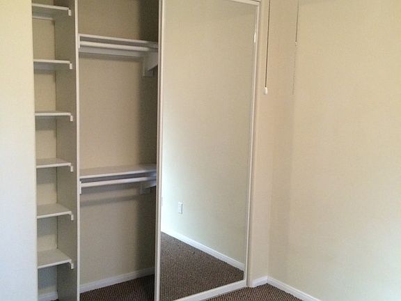 4th image of 277 Donax Ave