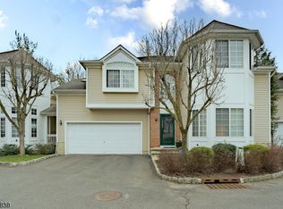 28 Schindler Ct, Chatham, NJ 07928