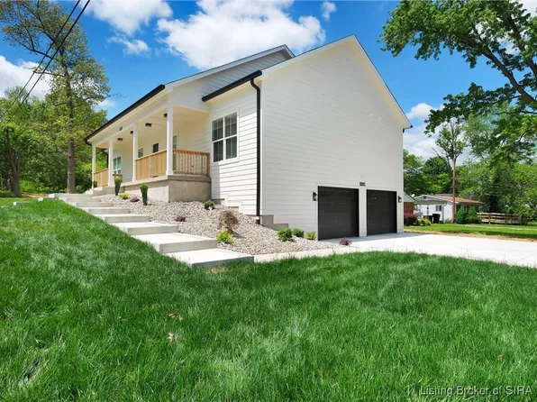 416 Lone Oak Drive, New Albany, IN 47150