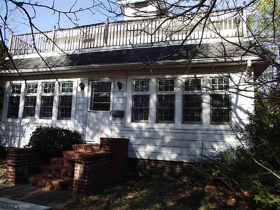 3rd image of 110 Farragut Ave