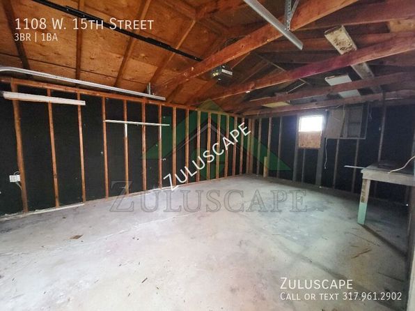 1108 W 15th St, Muncie, IN 47302