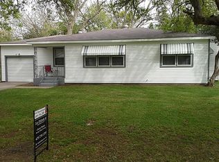 6721 E Bayou Dr, Hitchcock, TX 77563