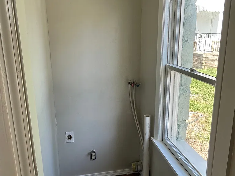 1122 S Xanthus Pl — Photo 15