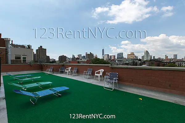 Rented by Chartwell Manhattan Realty | media 3