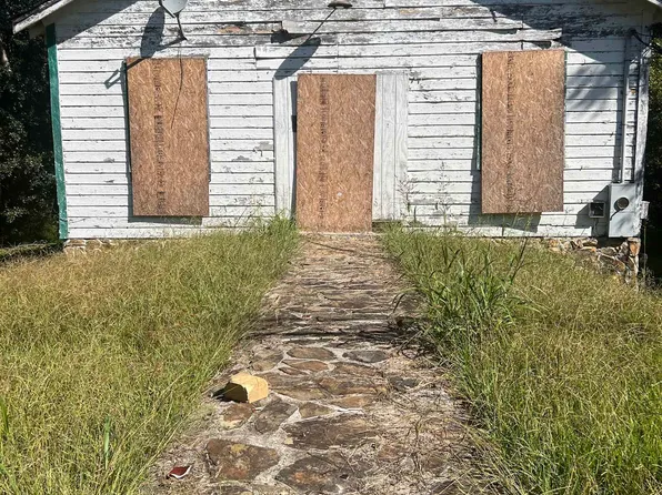 830 Martin Luther King Jr St, Rockmart, GA 30153