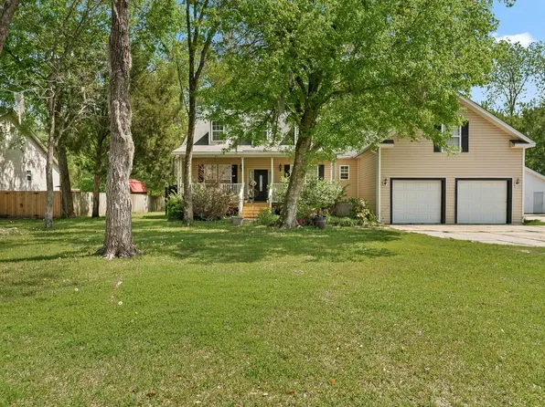 213 Travelers Rest Blvd, Summerville, SC 29485