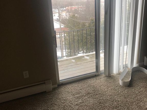 3rd image of 214 Polk St APT 5