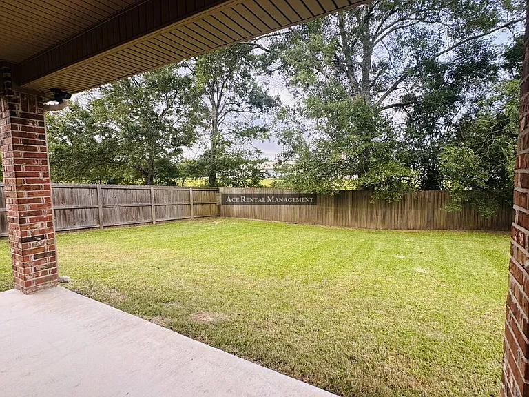 5B Concord Dr — Photo 18