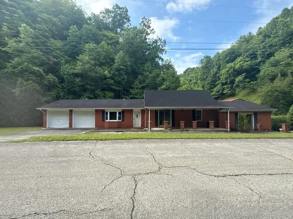 2101 Town Hill Rd, Jackson, KY 41339