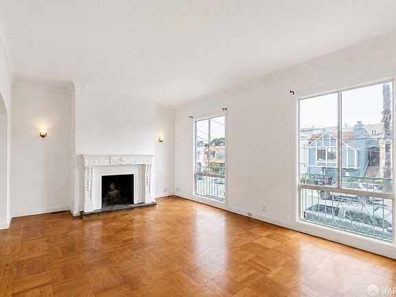 2nd image of 1455 41st Ave