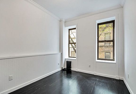 5th image of 65 Bank St APT 1