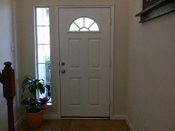 Visitors can be easily greeted with your spacious entry.