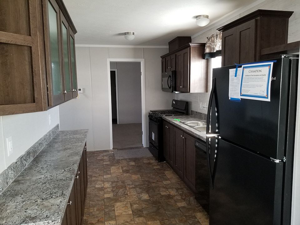 1st image of 132 Ponderosa Trl S