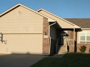 2612 N Mainsgate Dr, Augusta, KS 67010
