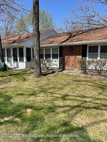1st image of 132B Farrington Ct
