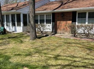 132B Farrington Ct, Lakewood, NJ 08701