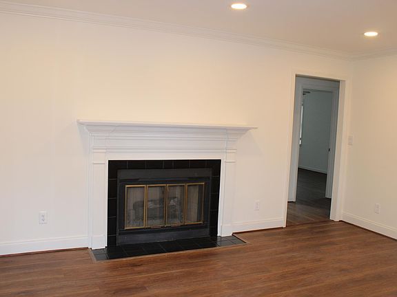2nd image of 1801 Ridley St