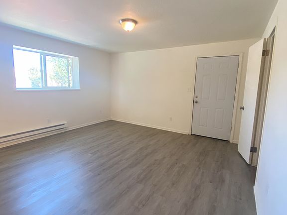 4th image of 229 S Garfield Ave #11384334