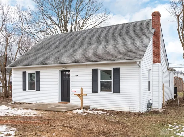104 Frahn Ave, Fairborn, OH 45324