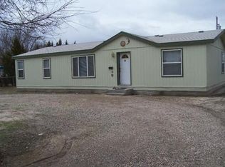 909 N 1st St, Nyssa, OR 97913