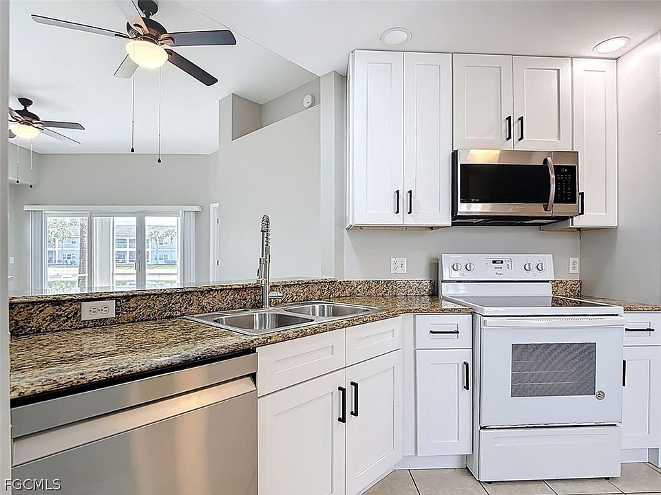 1st image of 12151 Summergate Cir #R101