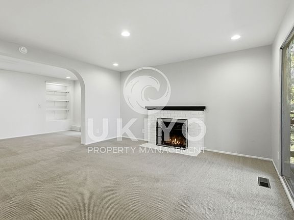 3rd image of 6809 Colton Blvd