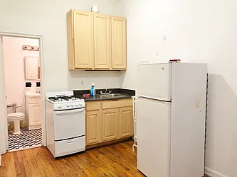 Rented by Best Apartments North Inc