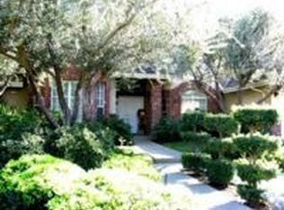 7662 N Pleasant Ave, Fresno, CA 93711